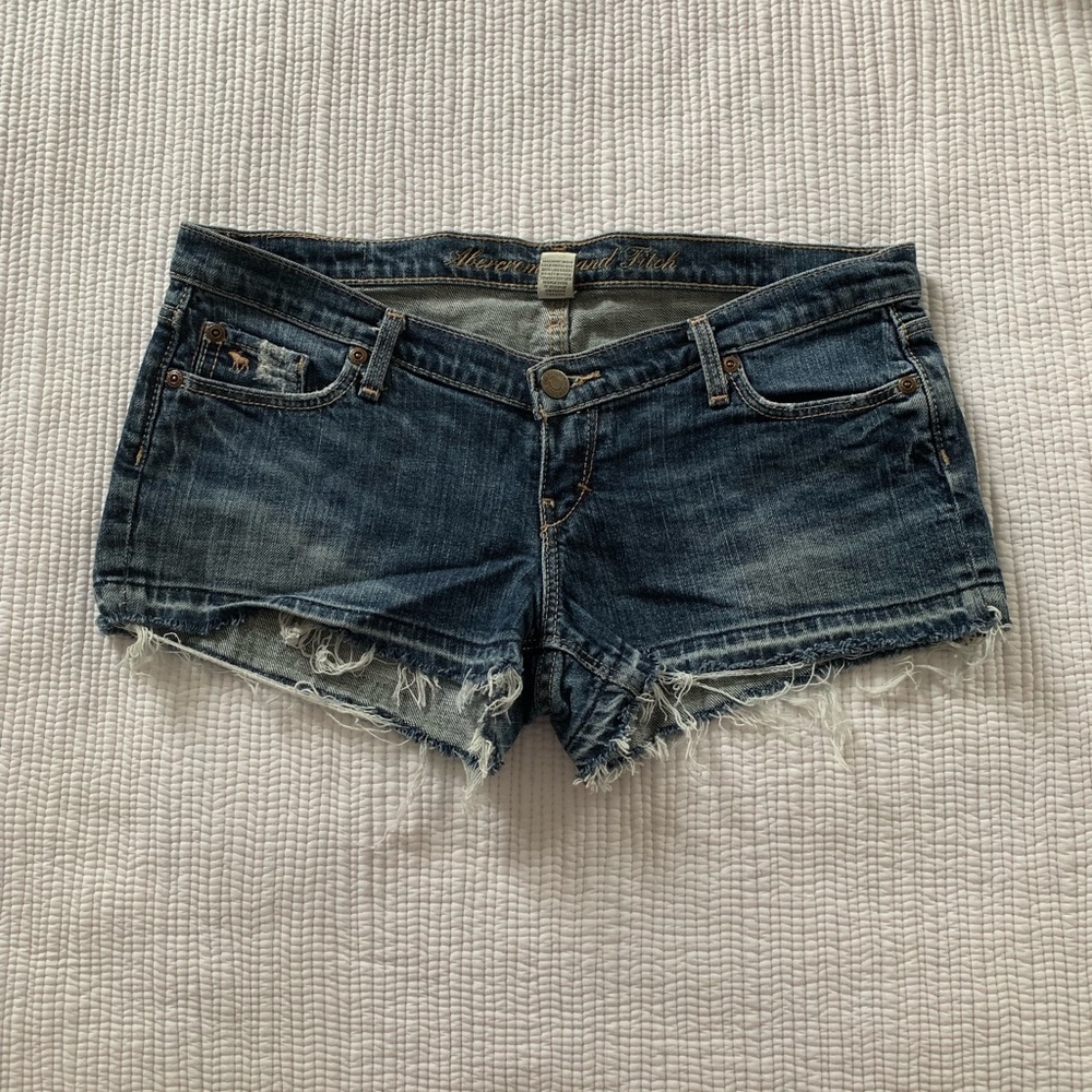 A&F low rise distressed shorts